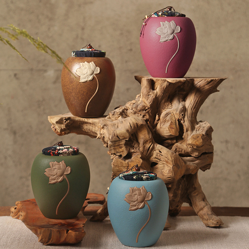 Lieli keramikas pelni Urnas turētājs Piemiņas pelnu lādītes Urnas Kremēšana Cilvēkam Mājdzīvnieka piemiņa Aizzīmogota piemiņa Suvenīri bēru dāvana