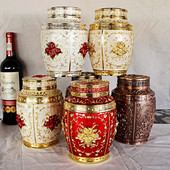 Rožu ziedu piemiņas mājdzīvnieku piemiņas urnas Metāla kremācijas urnas Mazo dzīvnieku urnas bēru konteiners cilvēku pelniem Zārka kastes urnas