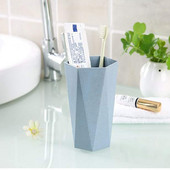 Plastmasas zobu birstes krūzes turētājs Plastmasas mutes skalojamais līdzeklis Dzeršanai mājās Vannas istabas zobu krūzes turētāja krūze Dzērienu piederumi Vannas istabas rīki