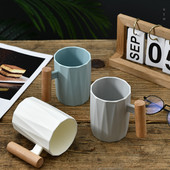 1PC plastične čašice za ispiranje usta s drvenom ručkom Hotelski dom za čašu vode Držač četkice za zube Dodaci za kupaonicu Čašice za ispiranje usta