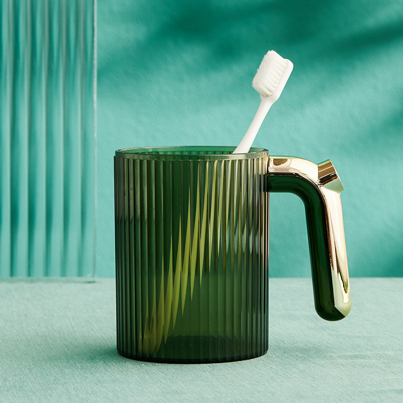 Plastična čaša za četkicu za zube Prugasta kupaonska čaša Čaša za mlijeko u kućanstvu Šalice za vodu za kupanje Kreativna vodica za ispiranje usta Šalica za grgljanje Šalica za četkanje