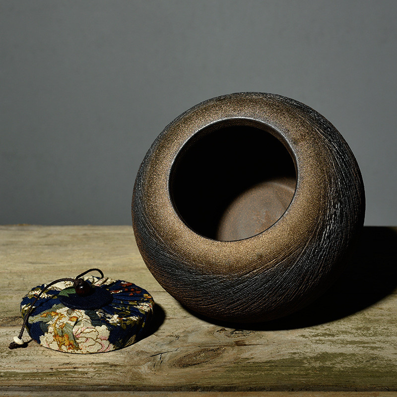 Urne u boji željeza za ljudski pepeo, lijesovi za odrasle, urne za kućne ljubimce, držač za pepeo za pse, pepeo za kremiranje, urna za uspomenu, kolumbarij, spomenici za kućne ljubimce