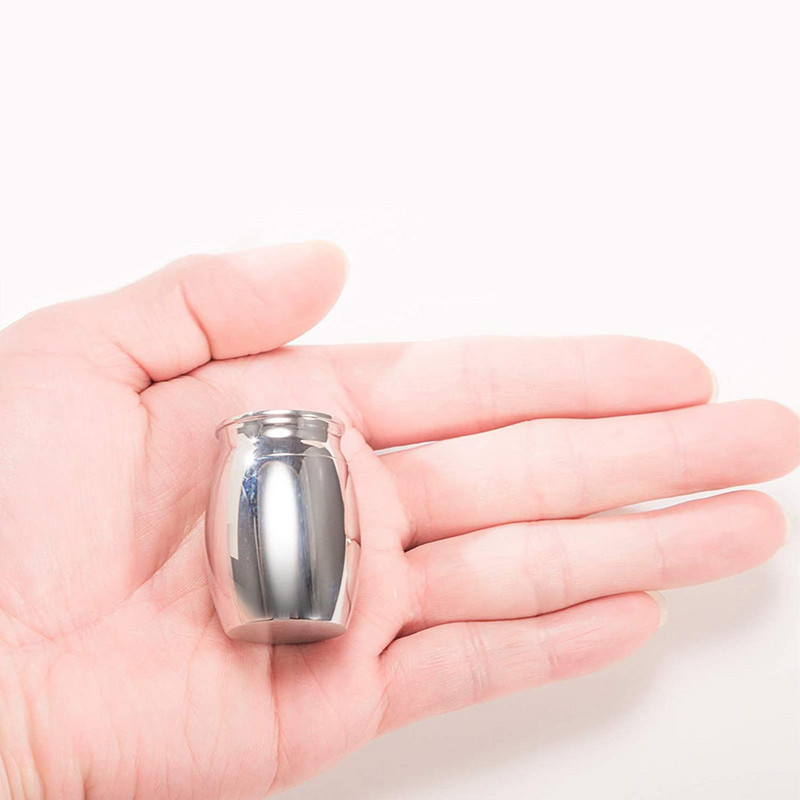 Kremācijas urnas piemiņai tauriņa raksta pelnu burka, lai pieminētu mīļotā cilvēka vai mājdzīvnieka mini pelnu turētāju