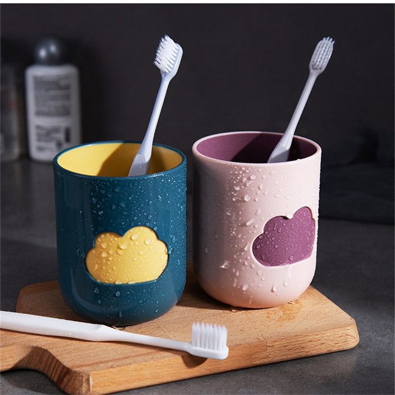 Vienkārša mājsaimniecības radoša zobu birstes krūze mākoņa mazgāšanas krūze ar rokturi mutes skalojamā līdzekļa krūze pāris zobu birstes krūze zobu cilindra krūze