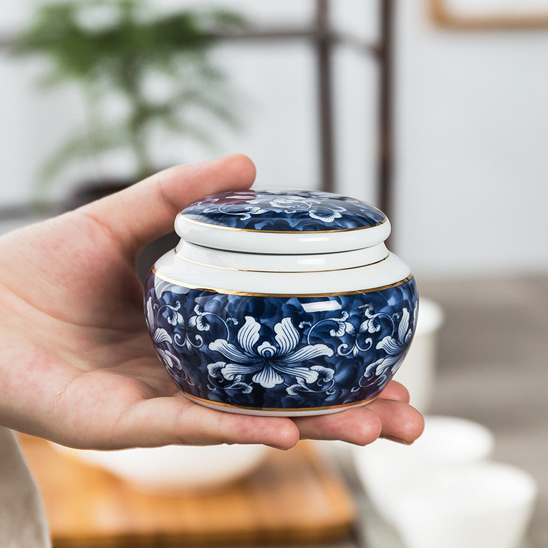 Mini mėlyna keraminė urna Mažos kremavimo urnos žmonių pelenams Gyvūnų laidotuvių karstas Miniatiūrinės memorialinės laidotuvių urnos dalijimasis pelenais