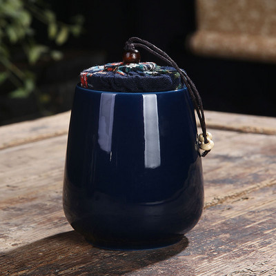 Urnos, gyvūnų kremavimas, pelenai, naminių gyvūnėlių urnos, šunų urnos, ryškiaspalviai keraminiai gyvūnų karstai, paminklai