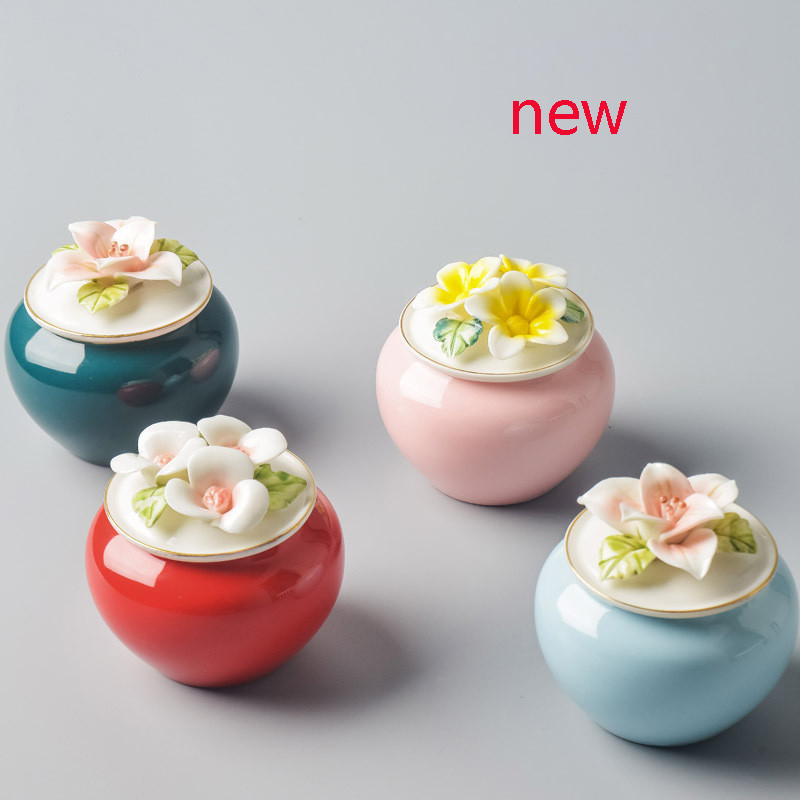 Mājdzīvnieku urnas, zārki, dzīvnieku kremācijas, kaķu urnas, suņu urnas, burkas ar pelniem pēc dzīvnieku līķu kremēšanas,