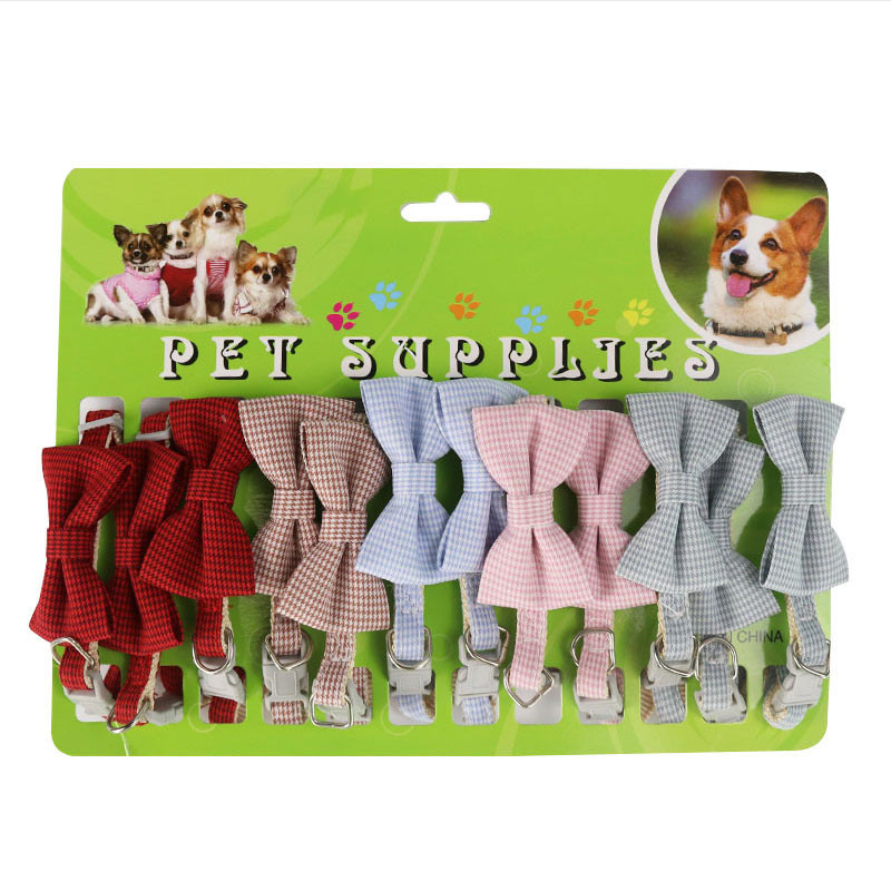 12 kom/lot Ogrlice s leptir kravatom za pse Podesivi remen Karirani ružičasti dodaci za štene Kravata Klasična ogrlica za mačke Proizvodi za kućne ljubimce