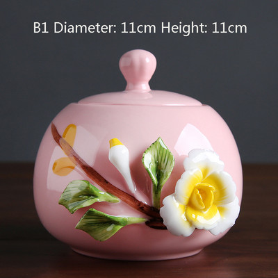 Mājdzīvnieku urnas, Roku formas ziedi, keramikas urnas, kaķu urnas, suņu urnas, aizzīmogotas burkas, grebti suvenīru rotājumi, kremācijas pelnu burkas