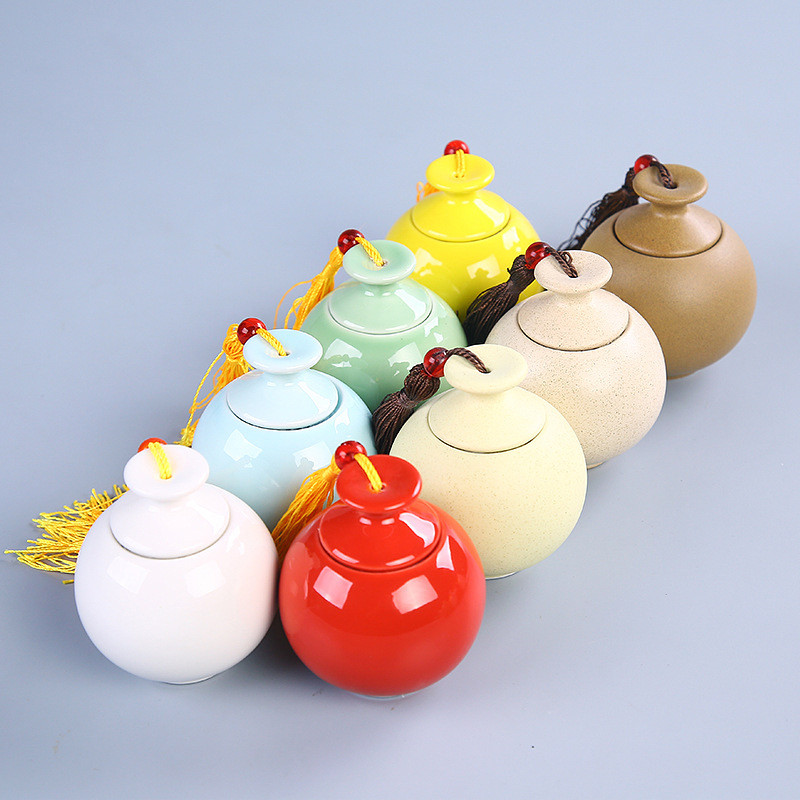 Urne za kućne ljubimce, životinjski pepeo, kremiranje, urne za mačke, urne za pse, keramički rukotvorini, suveniri sa životinjama