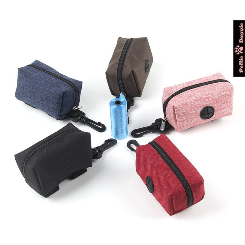 Suņu kaktu atkritumu maisu turētājs Suņu kaku maisiņu dozatora organizators mājdzīvnieku pavadām Atkritumu maisiņu pārvadātājs Vairākas krāsas