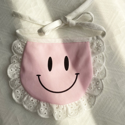 Saulaini rūtaini mājdzīvnieku suņi Bandānas priekšautiņš smaidoša seja Tīras kokvilnas kakla aksesuāri mājdzīvniekiem Karikatūra Dzīvnieku formas Vidēja Suņu kaklasiksnas