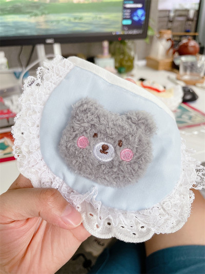 Saulaini rūtaini mājdzīvnieku suņi Bandānas priekšautiņš smaidoša seja Tīras kokvilnas kakla aksesuāri mājdzīvniekiem Karikatūra Dzīvnieku formas Vidēja Suņu kaklasiksnas