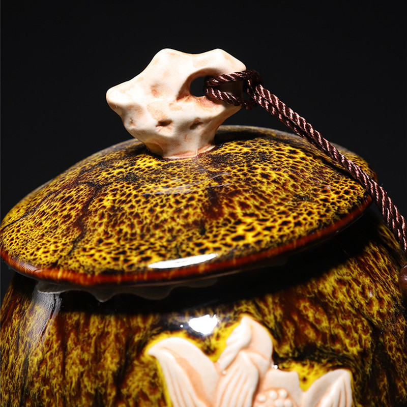 Keramika Gyvūnai, palaidoti urnose keraminiuose vazonuose arba bario nišose