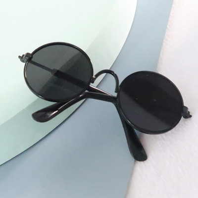 Slatki vintage okrugli odsjaj Nosite naočale za oči Dodaci za mačke Sunčane naočale za ljubimce Dodaci za pse za male pse Fotografije Rekviziti