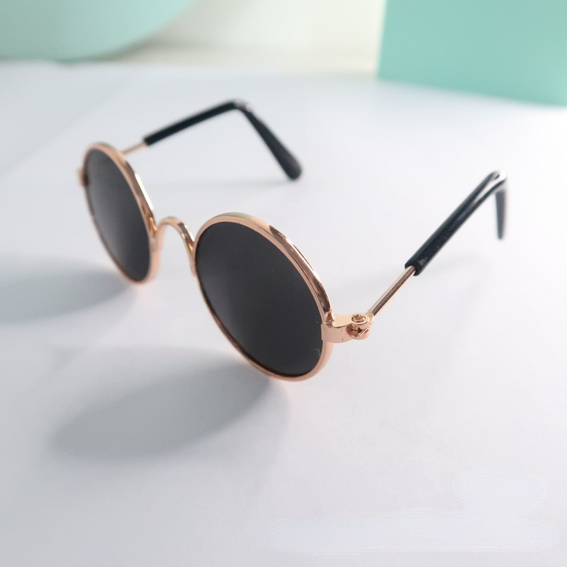 Slatki vintage okrugli odsjaj Nosite naočale za oči Dodaci za mačke Sunčane naočale za ljubimce Dodaci za pse za male pse Fotografije Rekviziti