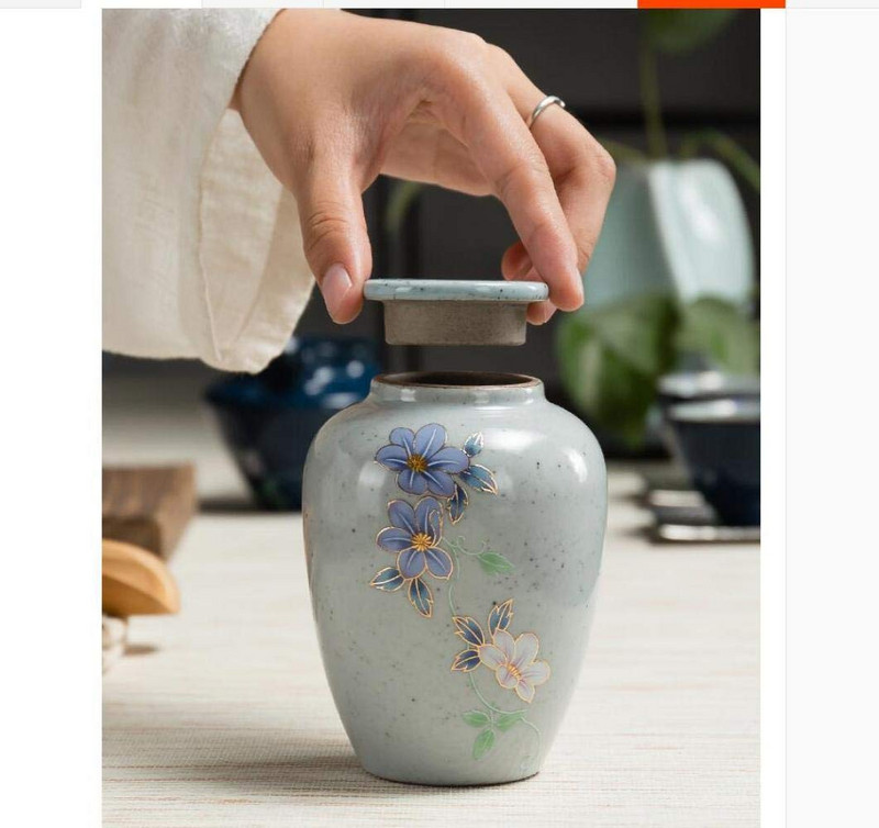 Mājdzīvnieku urna Apbedīšanas urna Kremācijas urnas cilvēku pelniem Pieaugušam Mazam mājdzīvniekam apbedīšanas urnām mājās vai nišā kolumbārijā