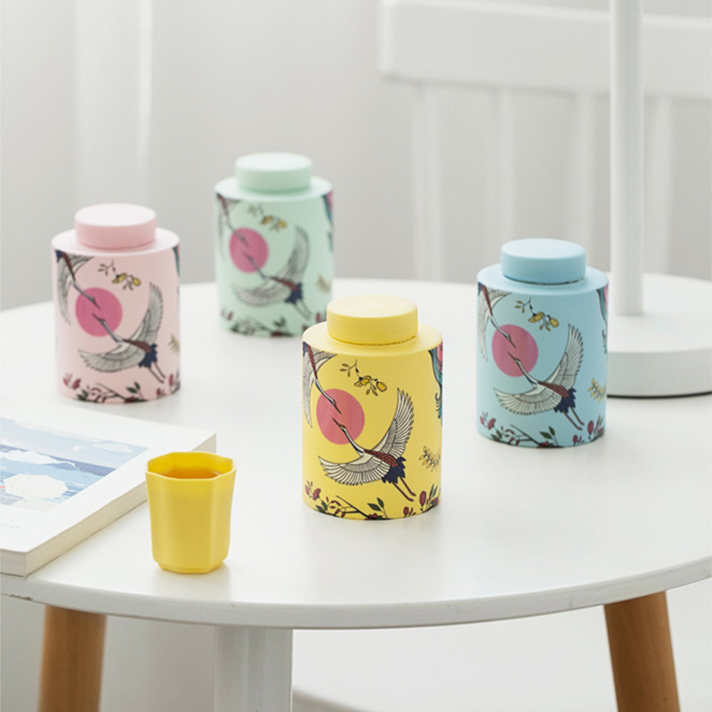 Apbedīšanas pelnu urna cilvēku kremēšanai Mājdzīvnieku pelnu turētājs Piemiņas biedru pelni Keramikas urnas zārks suņa kaķa putnu urna