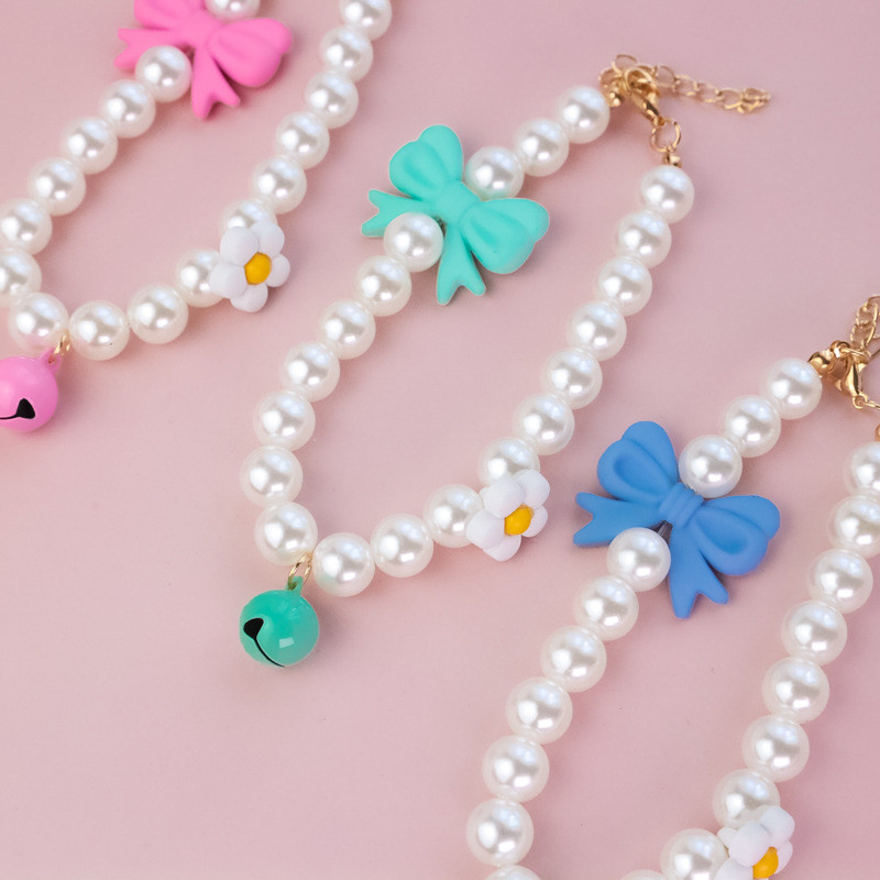 1 KOM Visoka razina Mačka Ogrlica za kućne ljubimce Love/Lucky/Baby Privjesak Ogrlica za psa Mašna-čvor sa zvončićima Mačić Slatke šarene mačke Dodaci