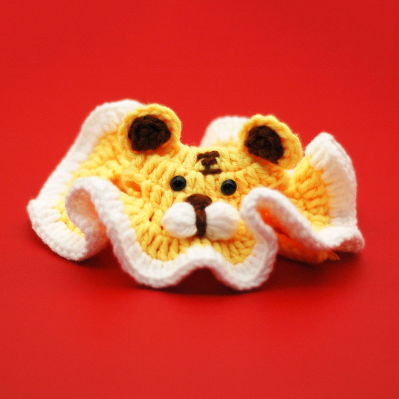 Dzīvnieku saldā kaķa cepure Jaunajam gadam Smieklīgs kostīms Ziemassvētku vecīša aļņa suns kucēna cepure Sarkans mājdzīvnieka apmetnis Jauki kaķēni Aksesuāri Jorkas mopša dekorēšana