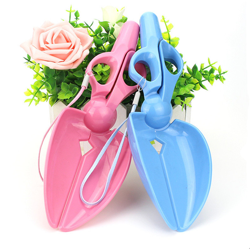 1 kom. Lopatica za pseći izmet. Lopata za pse. Lopata za pse. Skupljanje kakice. Dodatak za higijenu WC-a. Kvačica za pse. Lopate za čišćenje. Alat za čišćenje.