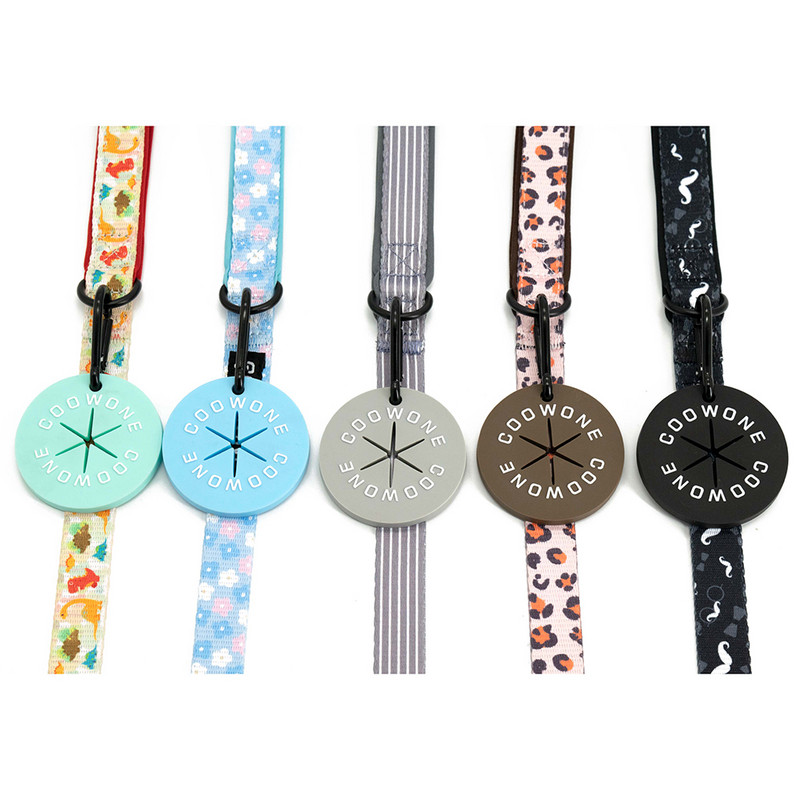 Dozator vrećice za izmet pasa kućnog ljubimca Hands-free klip Proizvodi za pse Putovanja na otvorenom Držač vrećice za otpad kućnih ljubimaca Sredstva za čišćenje