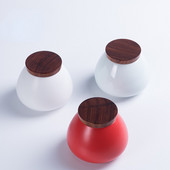 Usta u tri boje, veliki trbuh, jednobojna keramička urna za kućne ljubimce, posuda za prikupljanje kostiju, suvenir