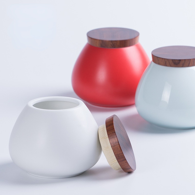 Usta u tri boje, veliki trbuh, jednobojna keramička urna za kućne ljubimce, posuda za prikupljanje kostiju, suvenir