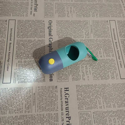 Suņu izkārnījumu maisiņu dozators ar LED apgaismojumu mājdzīvnieku kaķu savākšanas atkritumu maisiņu turētājs āra mājdzīvnieku piederumiem, pārnēsājamu atkritumu maisu organizators