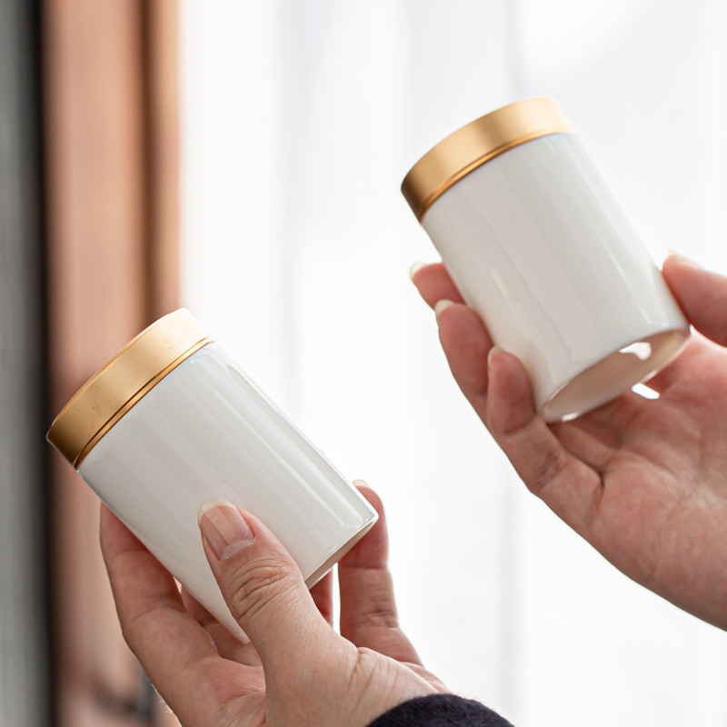 Keramička urna za kućne ljubimce Poklopac od legure Suet Bijeli porculan od žada, mini zatvorena staklenka Mala memorijalna posuda za pogrebni pepeo za mačke