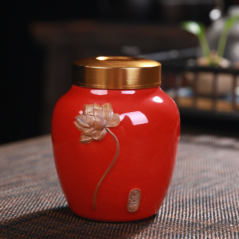 2021. gada jauns urna mājdzīvnieks, tīri, ar rokām apgleznoti, celadona krāsns aizzīmogoti podi He Yun dzīvnieku suņu spalva putnu pelnu kremācijas suvenīrs