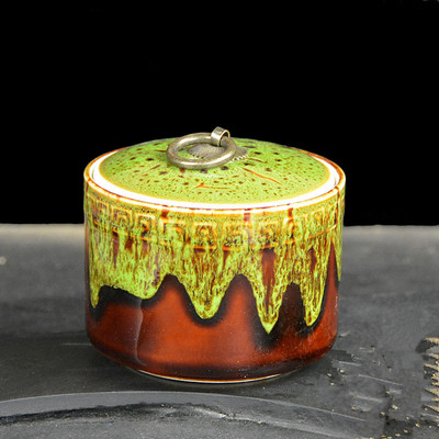 Piemiņas apbedīšanas urnas Keramika Aizzīmogošana Maza kremācijas urna cilvēku pelniem Parādīt apbedīšanas urnas mājās