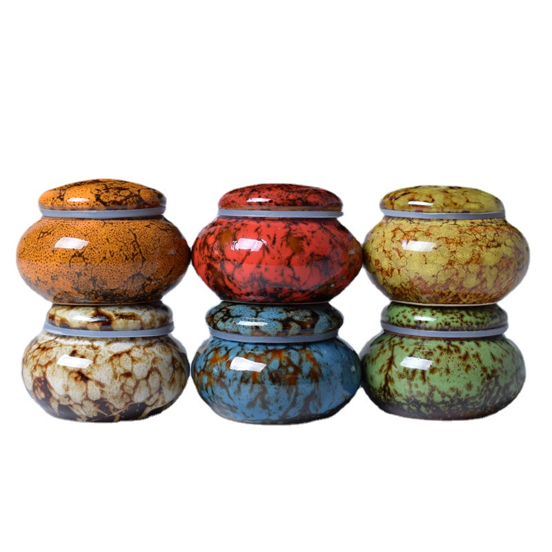 Skrūvējamās mutes kartes dizains pie 15 ml ūdens tilpuma pudeles Mini Ceramic Pot mājdzīvnieku keramikas urnas mutes