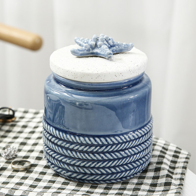 Mājdzīvnieku urna Apbedīšanas urna Kremācijas urnas cilvēku pelniem Pieaugušais liels mājdzīvnieks apbedīšanas urnām mājās vai nišā Kolumbārija memoriālā