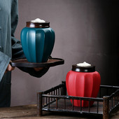 2021. gada karstā stila urna mājdzīvnieks ar rokām darināta zelta keramikas mini burka pārnēsājama aizzīmogota maza izmēra burka dzīvnieku kremācijas pelnu uzglabāšanas piemiņas lietas