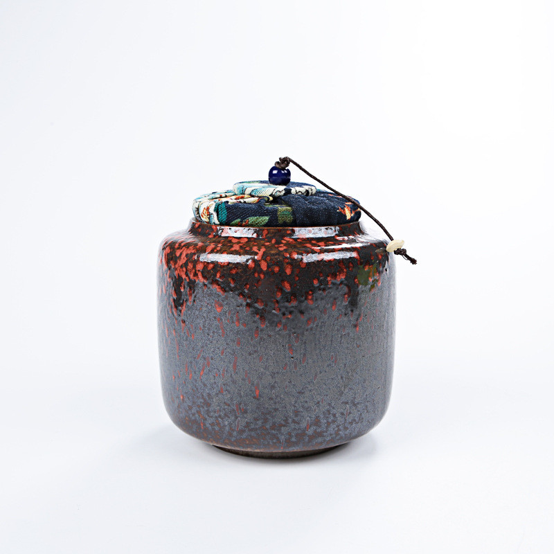 Memorijalna urna Memorijalna urna Pogrebna urna Urne za kremiranje Pepeo Prikaz grobne urne kod kuće u niši u Columbariumu