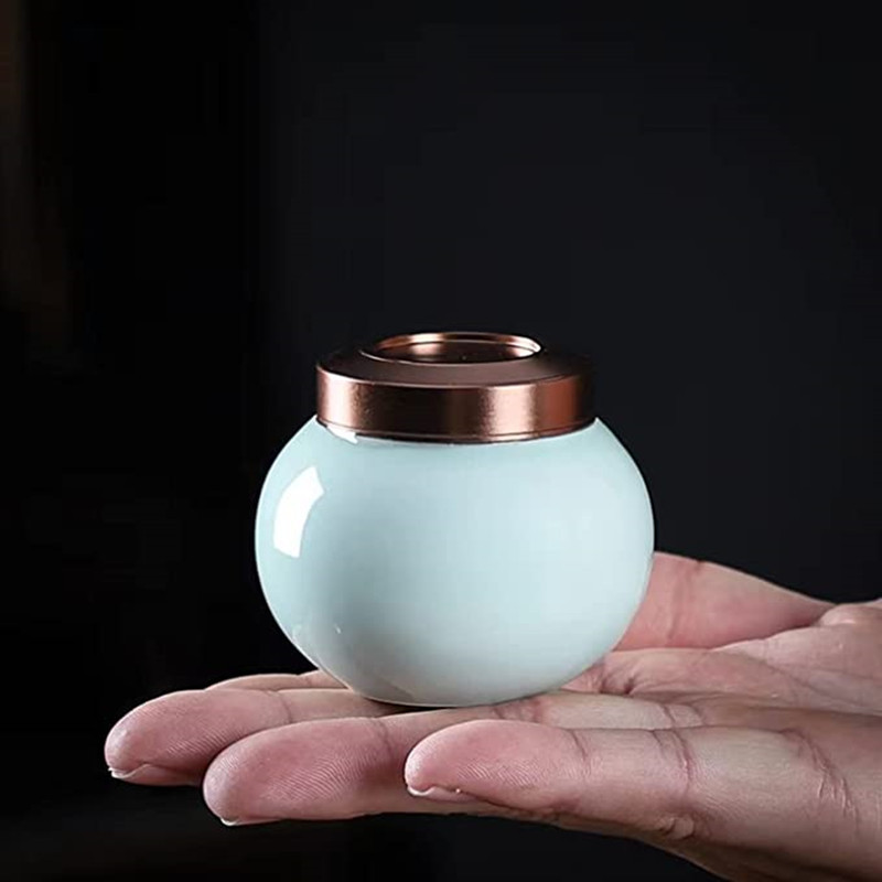 Mazas kremācijas piemiņas urnas cilvēku pelniem vai mājdzīvnieku pelniem, keramikas plaisātas glazūras mini dekoratīvās urnas
