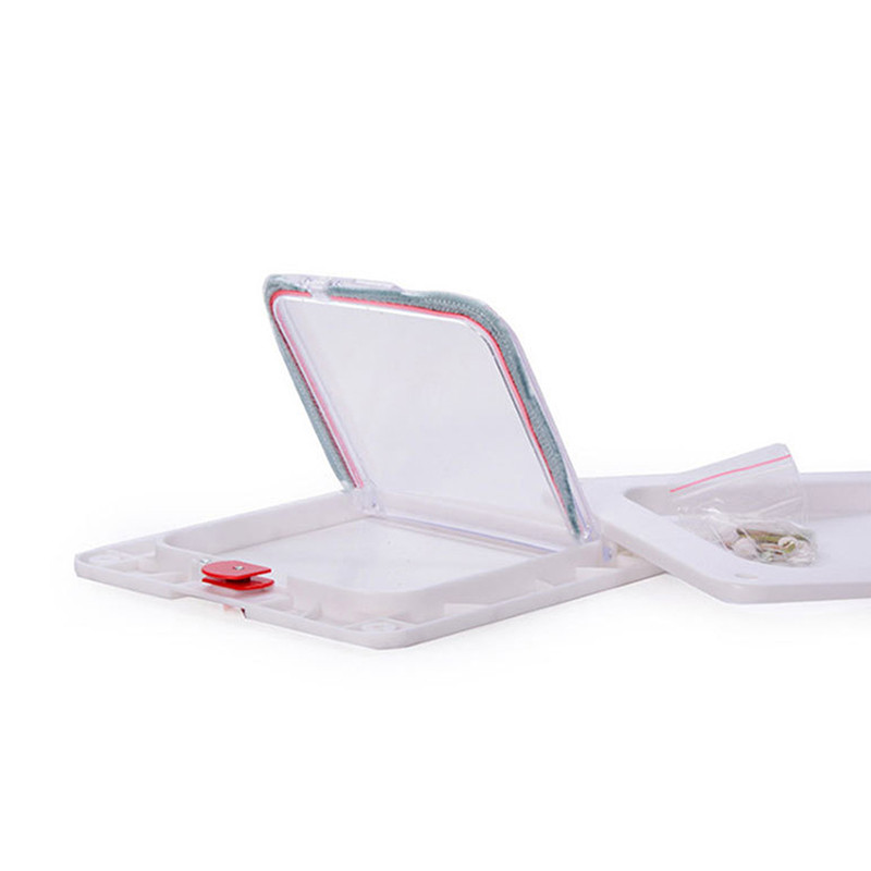 1 vnt. naminių šunų kačių durys, laisva prieiga Keturių krypčių magnetinio užrakinimo atvartų durų vartų teleskopinio rėmo sklendės vartų magnetinio uždarymo durys