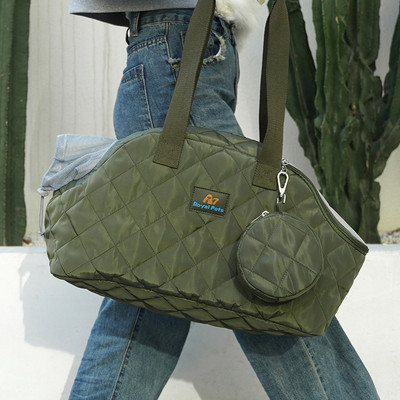 Nova prijenosna nosiljka za mačke Torba za pse za nošenje kućnih ljubimaca Prozračna ručna torbica velikog kapaciteta Torba na rame Sklopivi dodaci za pse Predmeti za kućne ljubimce