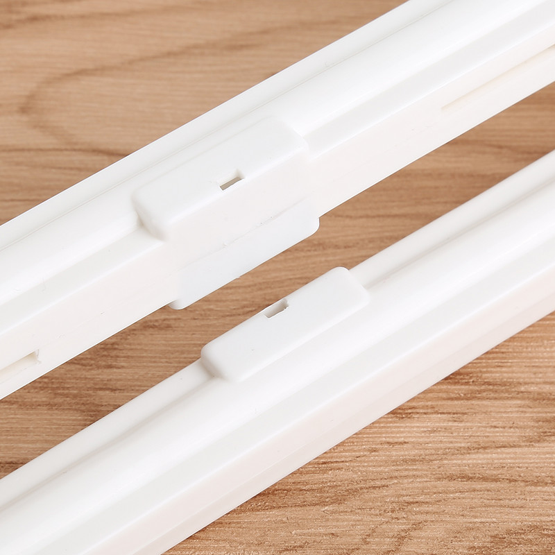 Praktiline kassikoera lemmiklooma ekraaniuks akna või ukseklapi jaoks 29cm * 24cm * 1,3 CM