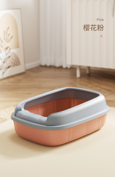 Poluzatvoreni mačji pješčanik Velik prostor, toalet koji se može ukloniti i lako čistiti Poluotvorena posuda za pijesak, otporna na klizanje sa žlicom za pijesak