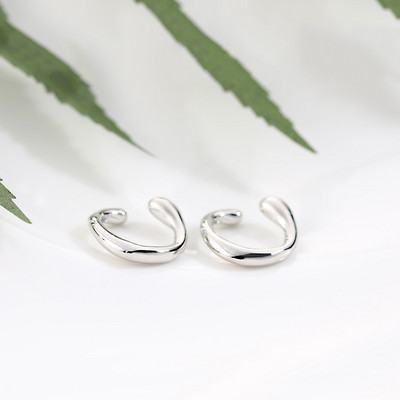 Jedinstveni lažni piercing metalne kopče za uši, asimetrične okrugle hrskavične kopče za uši za žene Modni nakit Božićni dar