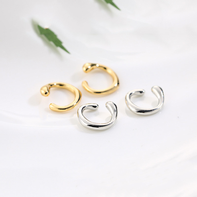 Jedinstveni lažni piercing metalne kopče za uši, asimetrične okrugle hrskavične kopče za uši za žene Modni nakit Božićni dar