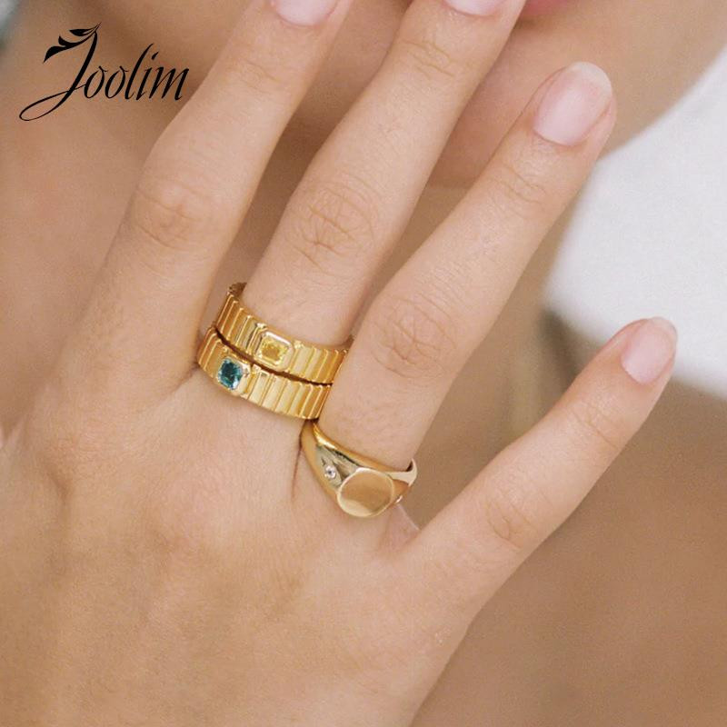 Joolim High End Gold Finish Definty Višebojni mali kvadratni cirkonski prstenovi zupčanika od nehrđajućeg čelika Veleprodaja nakita od nehrđajućeg čelika