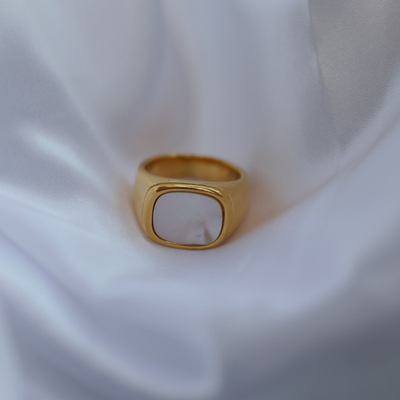 Karstā pārdevēja White Shell nerūsējošā tērauda lentes gredzeni sievietēm Statement gredzeni sieviešu ballīšu gredzeni