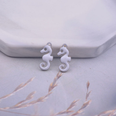 30gab 6*12mm abām virsmām emaljas zivs astes piekariņi vara emaljas kulons DIY rotaslietu izgatavošana