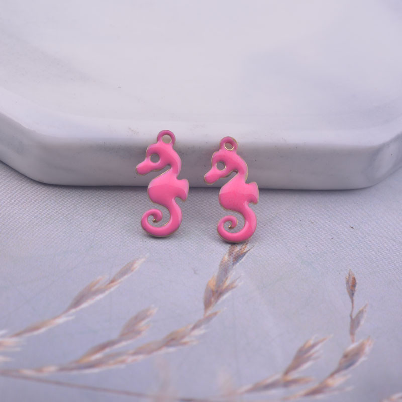 30gab 6*12mm abām virsmām emaljas zivs astes piekariņi vara emaljas kulons DIY rotaslietu izgatavošana