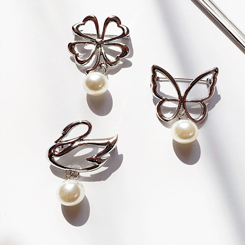 Srebrna boja za sprječavanje provirivanja, biserni broševi za žene, modni slatki cvijet, leptir, ovratnik za grudi, nakit na veliko