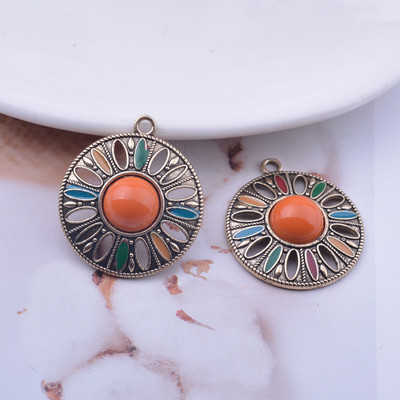 12 tk / partii 25 * 29 mm Bohemian Style sulamist emailitud ümarad amuletid