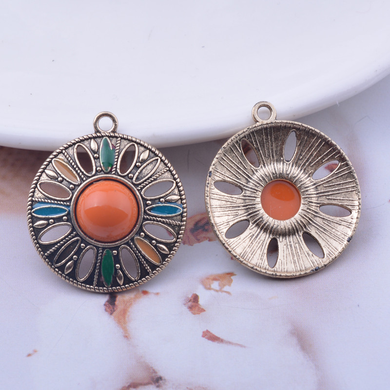 12 tk / partii 25 * 29 mm Bohemian Style sulamist emailitud ümarad amuletid